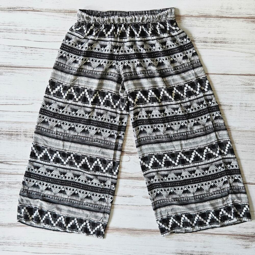 Mossimo Supply Co. Black and‎ White Wide Leg Pants
